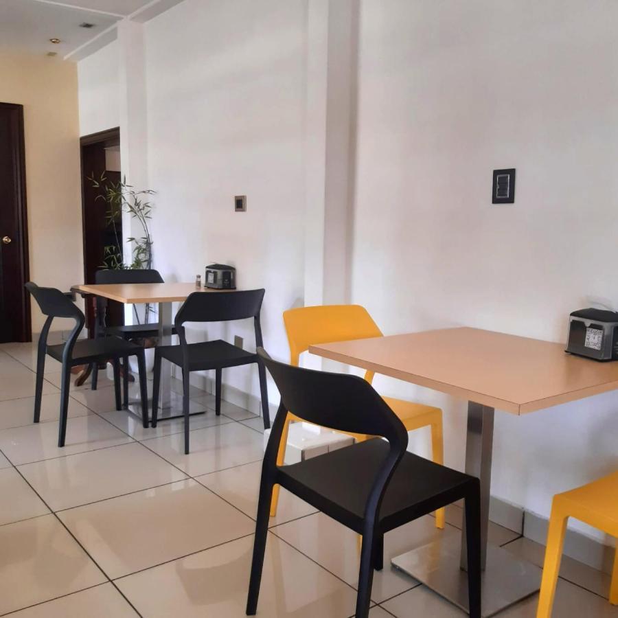 Hotel Villa Florencia Zona Rosa San Salvador Exteriör bild