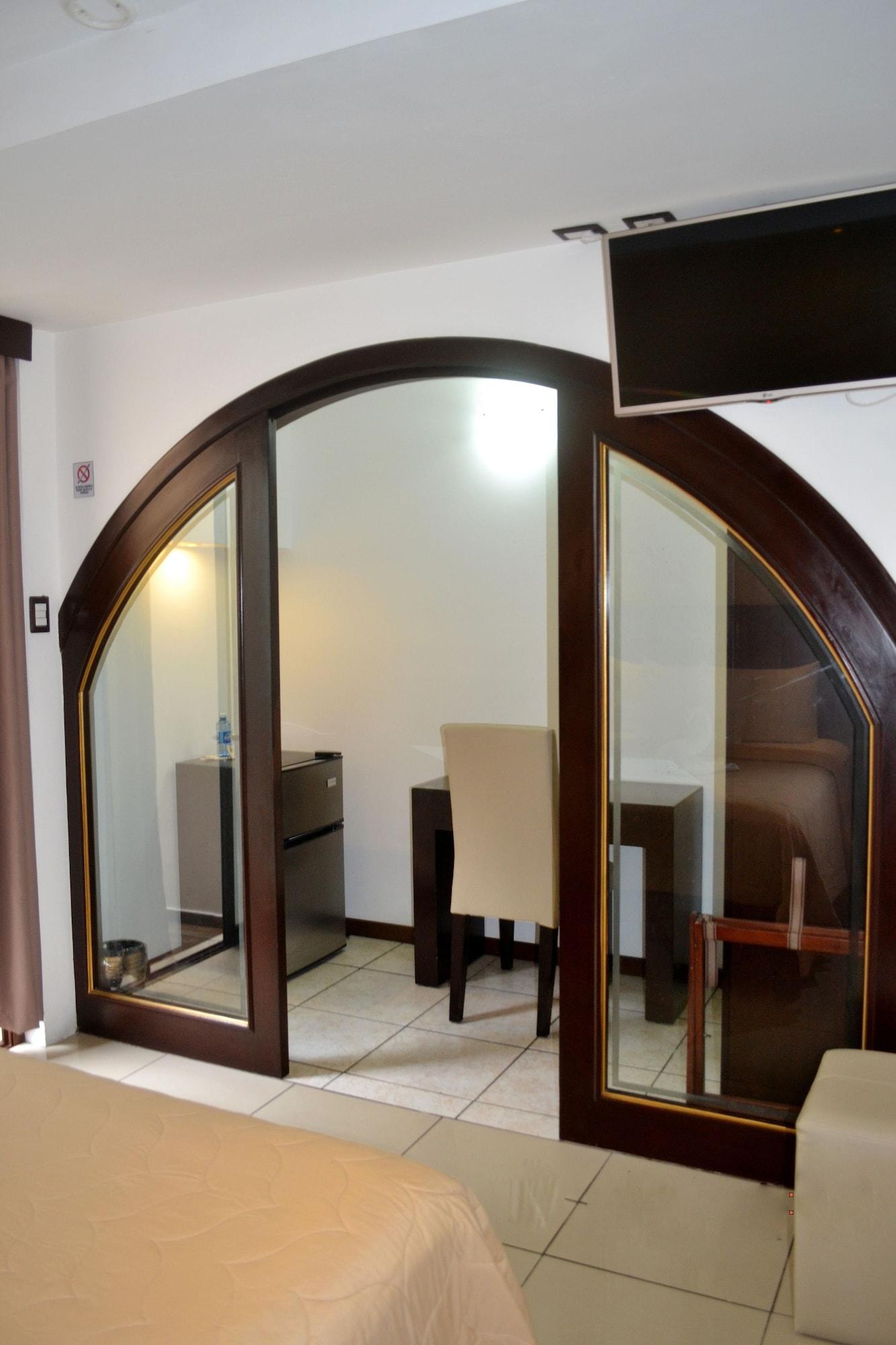 Hotel Villa Florencia Zona Rosa San Salvador Exteriör bild