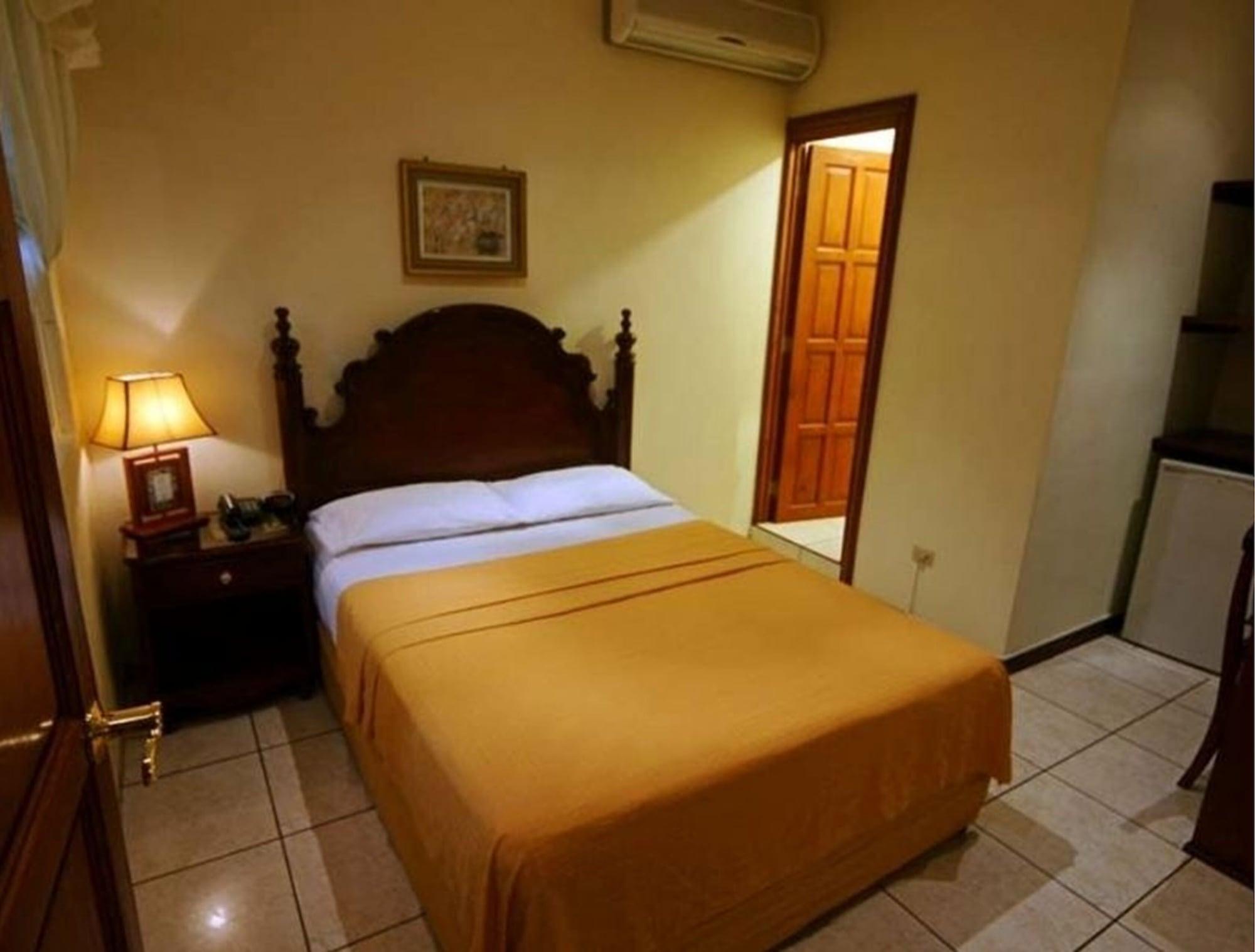 Hotel Villa Florencia Zona Rosa San Salvador Exteriör bild