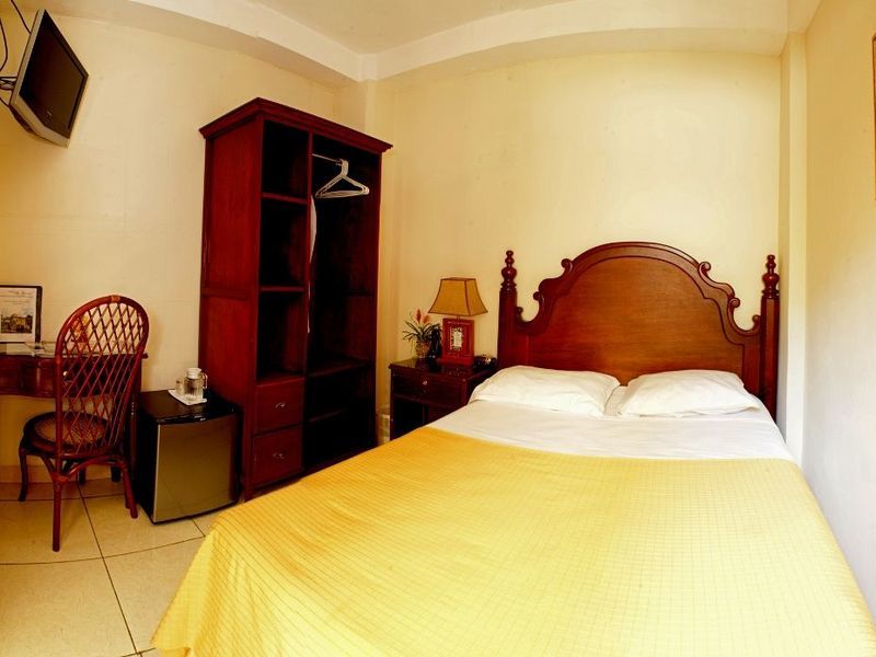 Hotel Villa Florencia Zona Rosa San Salvador Exteriör bild